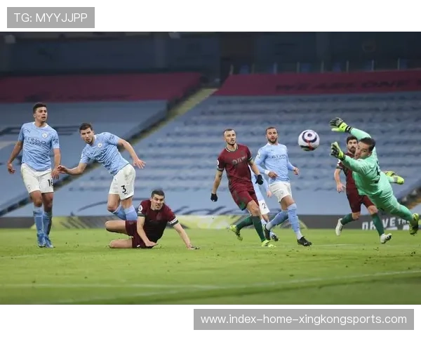 狼队防线站位紧凑，区域防守到位